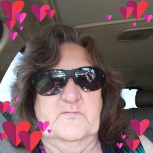 Meet your Posher, Edna